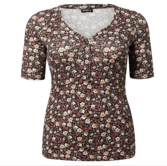 NWT 🌼🌸Torrid Floral V-Neck Top - Picture 1 of 13